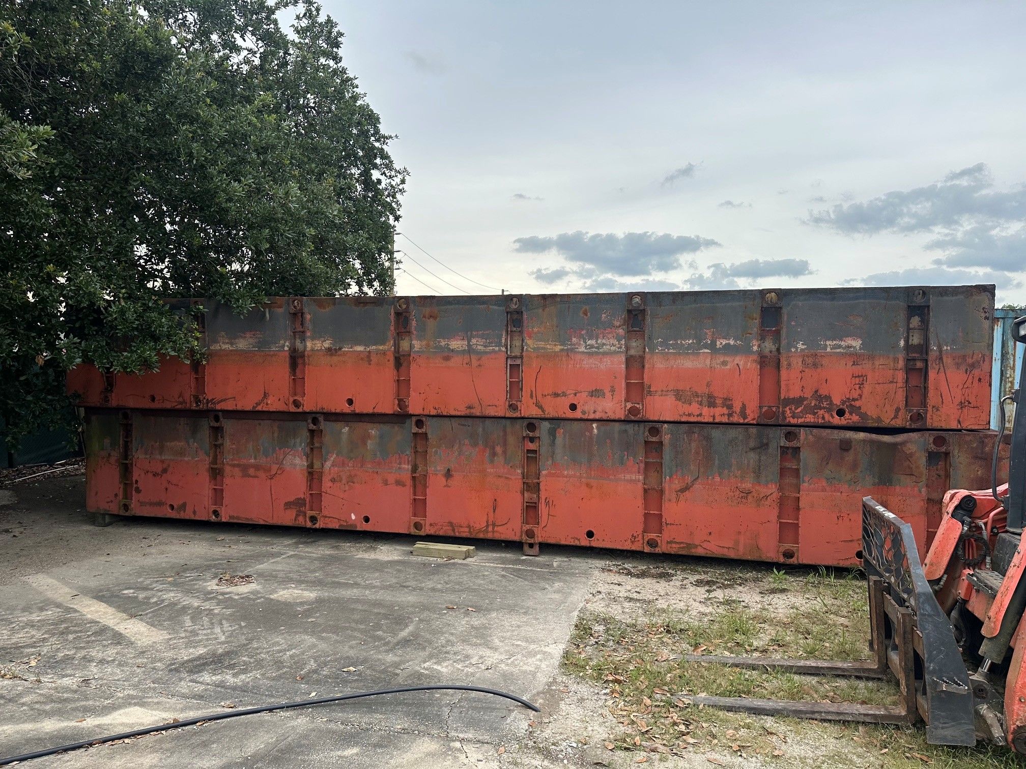Barge 584
