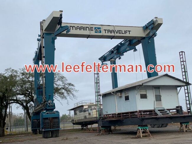 TravelLiftCrane